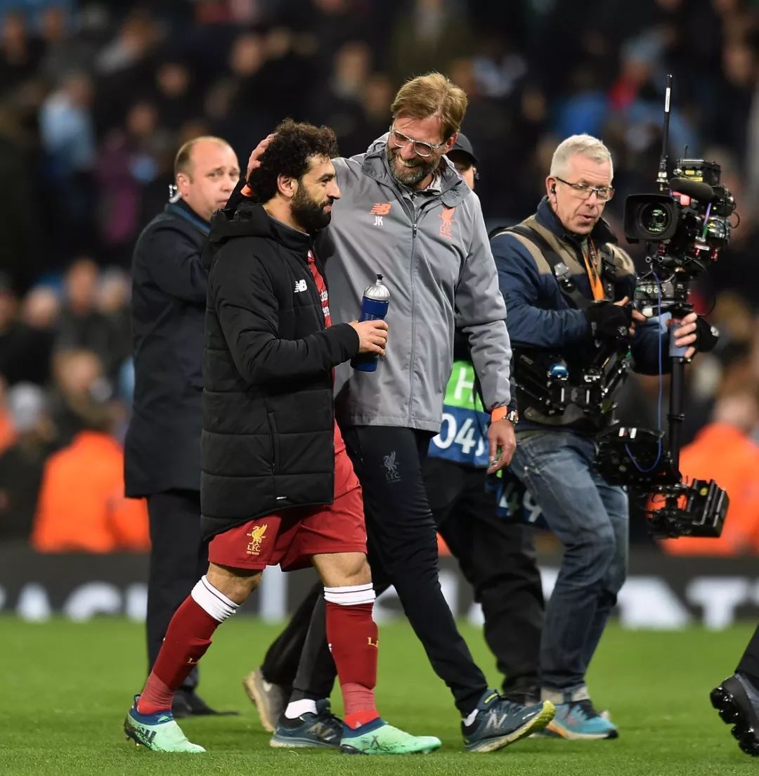 是一个教练 是一个教练