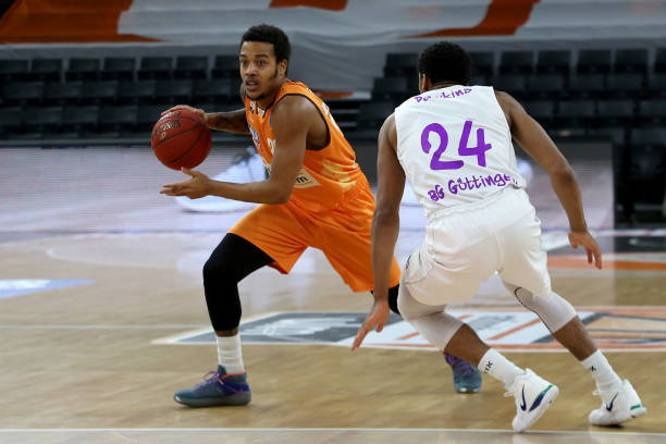 尽管经历了 尽管经历了